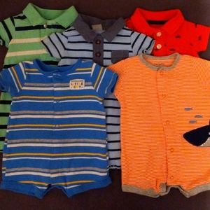 CARTERS 5 Rompers- NB